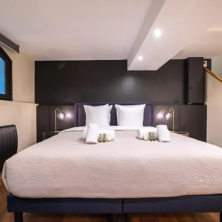 Lovely - Louvre Museum Apartament